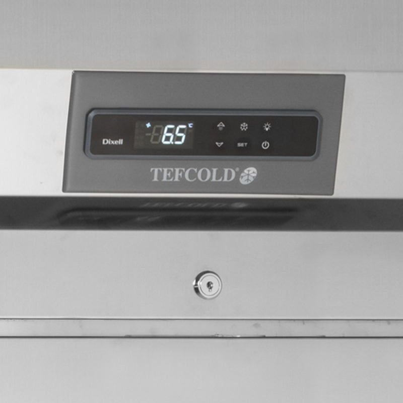 Фото Шкаф холодильный TEFCOLD — арт. RK710G 1