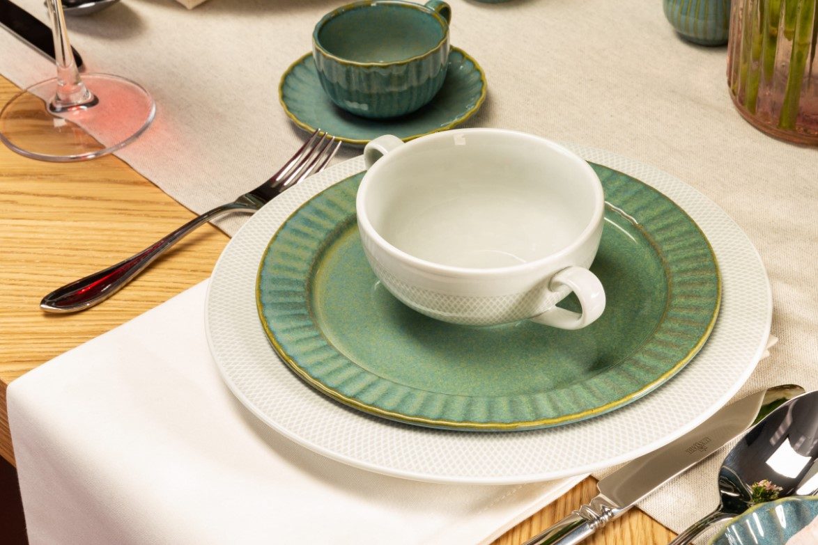 Фото Тарелка Corone Rosenthal D 230 мм голубая — арт. фк9902 8