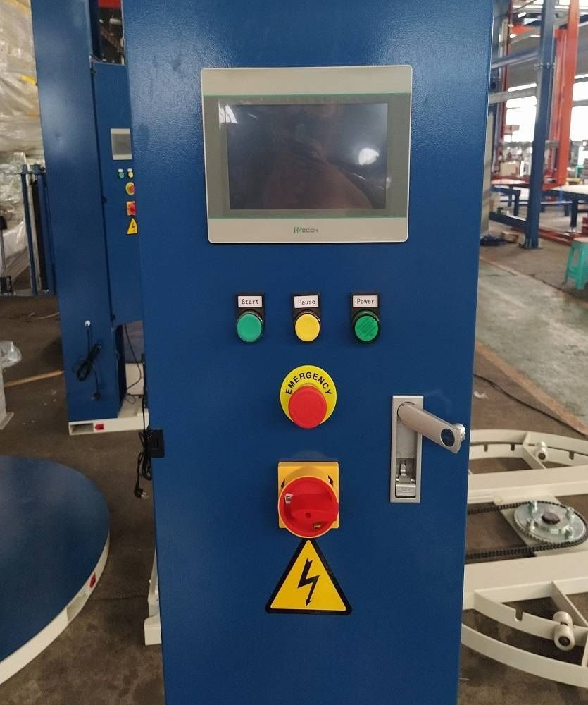 Фото Паллетоупаковщик Hualian Machinery HL-1500P (с моторизированной кареткой с престрейчем и прижимом) 4