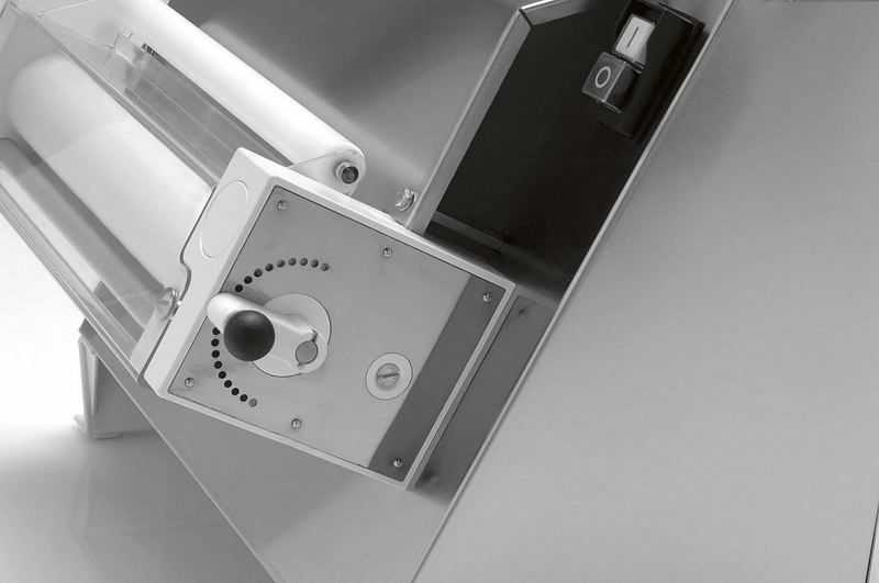 Фото Тестораскаточная машина для пиццы Fama L 30H (FSPM 100) 1