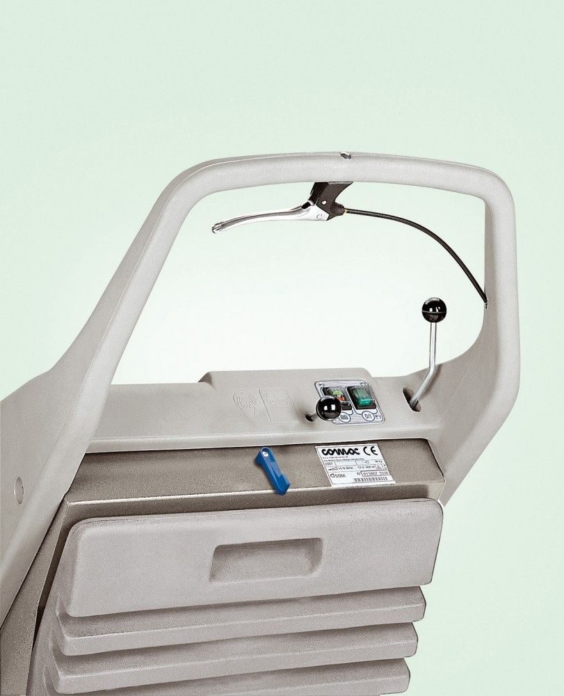 Фото Подметальная машина Comac CS50 HT 5