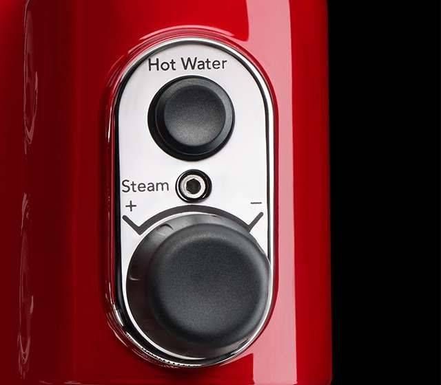 Фото Кофемашина рожковая KitchenAid Artisan 5KES2102EER Espresso красная 3