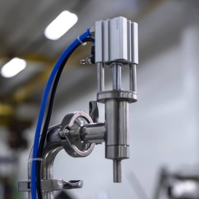 Фото Дозатор поршневой Hualian Machinery LPF-5000T 1