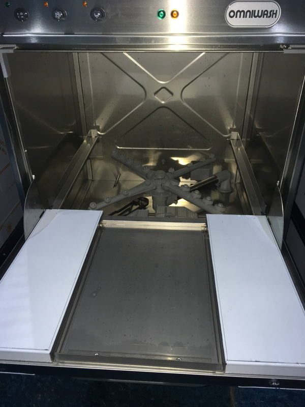 Фото Машина посудомоечная с фронтальной загрузкой Omniwash Jolly 50 T DD 7
