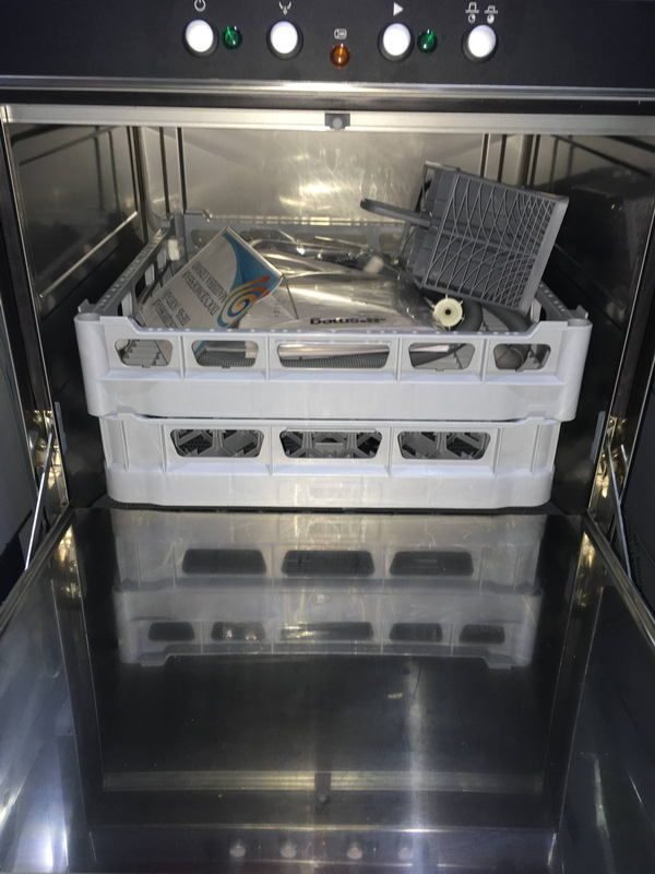 Фото Машина посудомоечная с фронтальной загрузкой SMEG — арт. UD500D 6