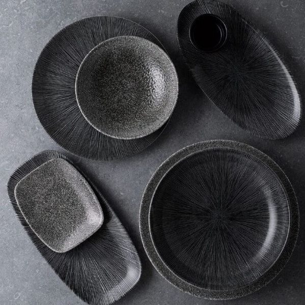 Фото Блюдо CHURCHILL Raku Quartz Black L 154 мм, B 126 мм — арт. RKBQOBL11 2