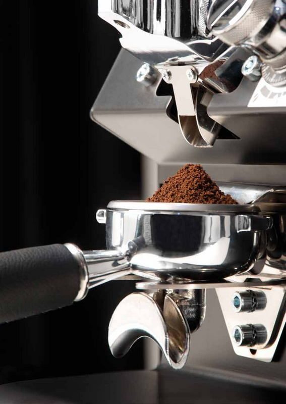 Фото Кофемолка Nuova Simonelli Mythos One черный 3