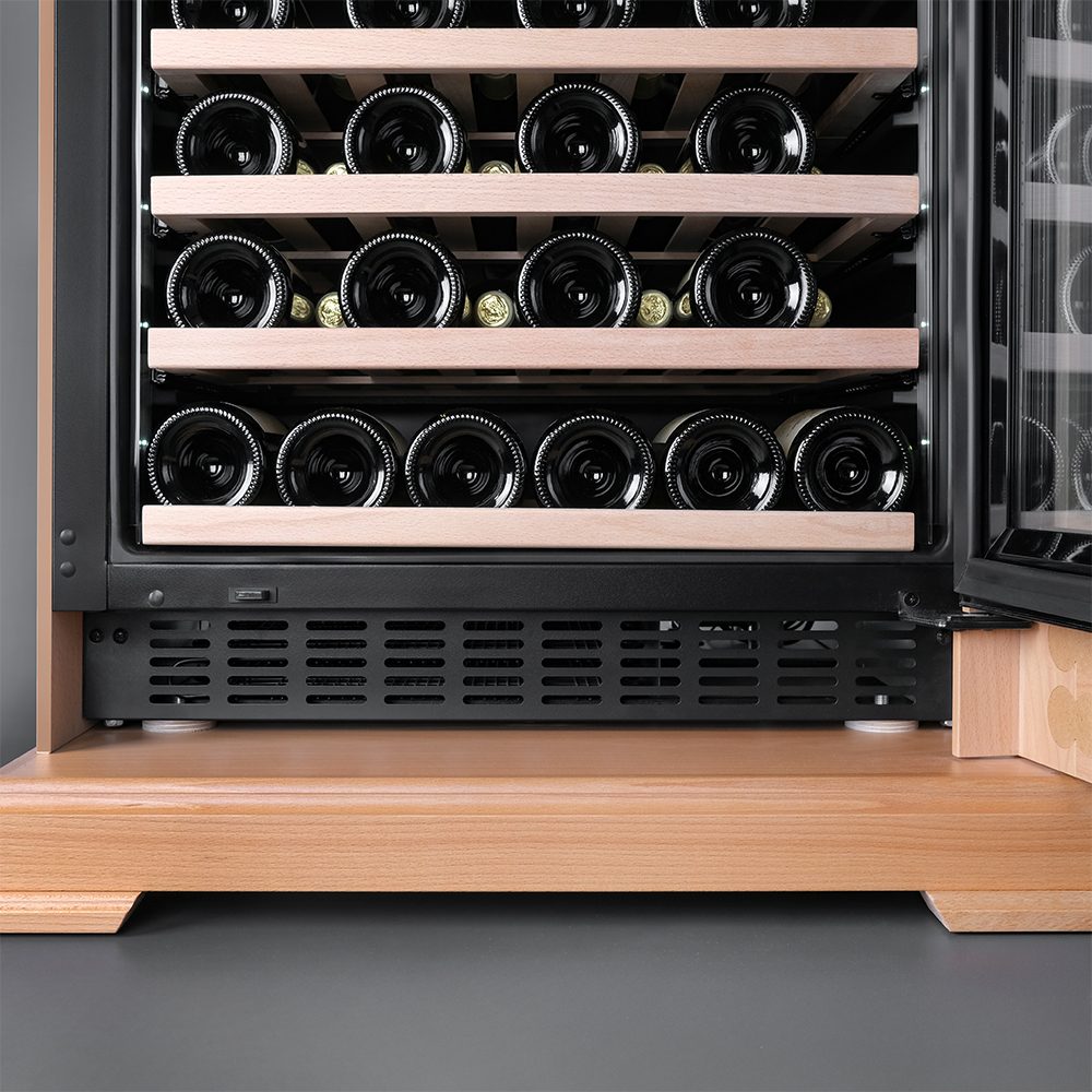 Фото Шкаф винный Meyvel MV46PRO-KBT2 компрессорный (натуральный бук) 13