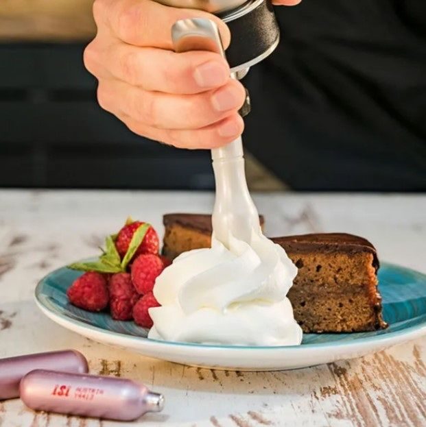 Фото Сифон для взбивания сливок Isi Cream Profi Whip 1000 мл, D 90 мм, H 295 мм, L — арт. 173040/173050 2
