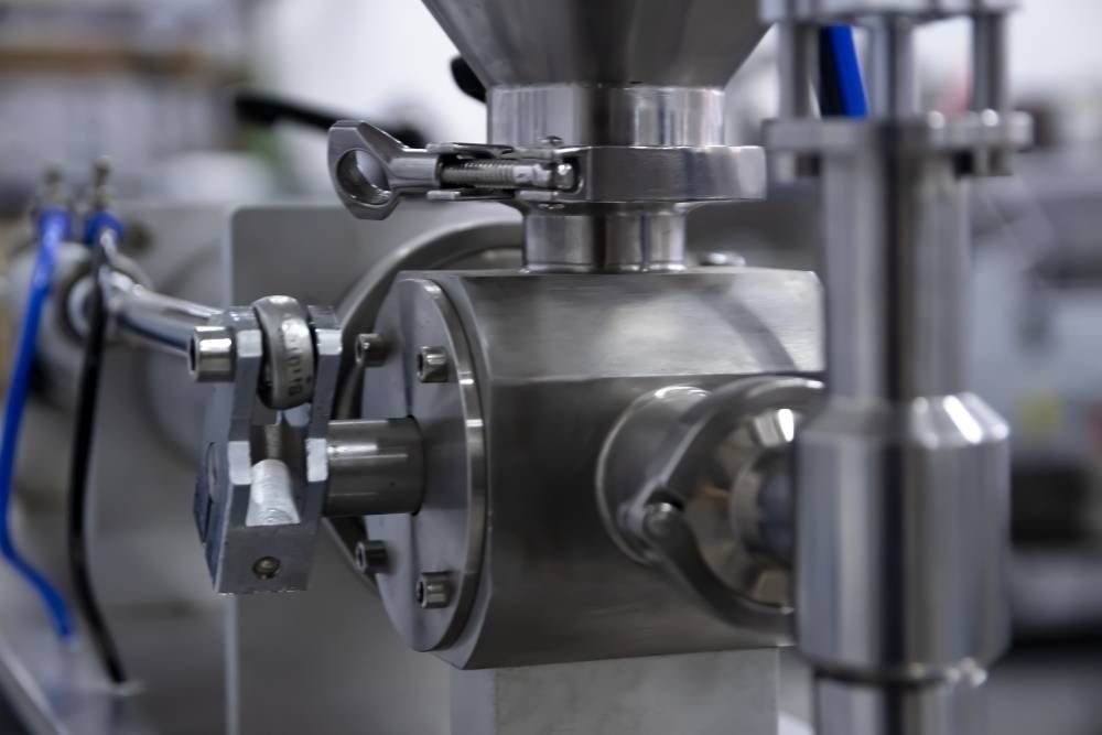 Фото Дозатор поршневой Hualian Machinery LPF-50T 1