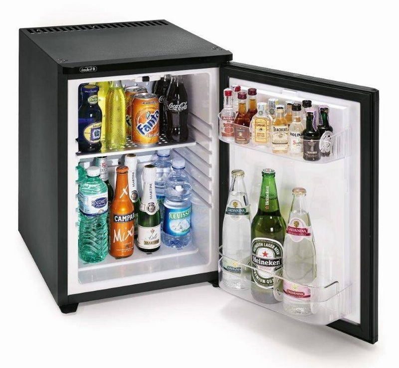 Фото Шкаф барный холодильный Indel B Drink 40 Plus (DP 40) 1