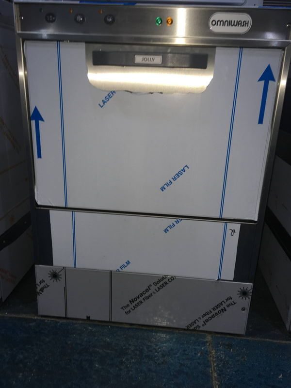 Фото Машина посудомоечная с фронтальной загрузкой Omniwash Jolly 50 T DD 11