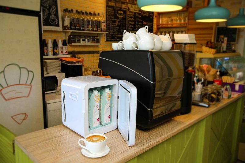 Фото Шкаф барный для молока Libhof BT-14 Barista — арт. libbt14b 9