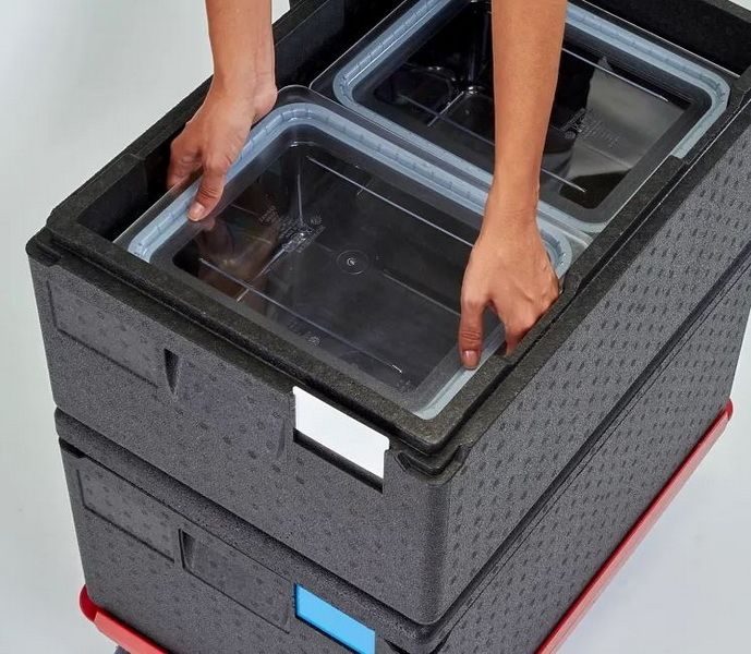 Фото Термоконтейнер для продуктов Cambro Cam GoBox — арт. EPP160 110 2
