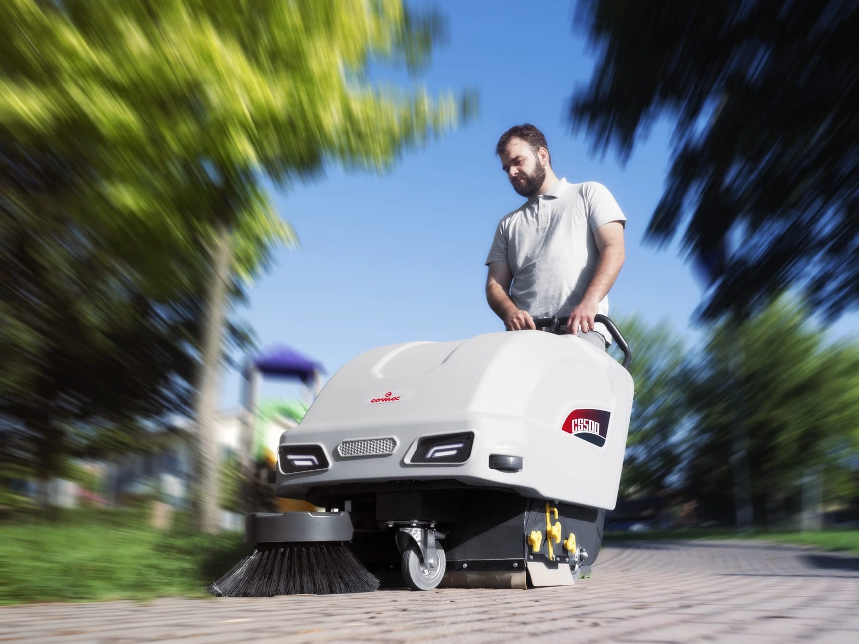 Фото Подметальная машина Comac CS 500 BT 3
