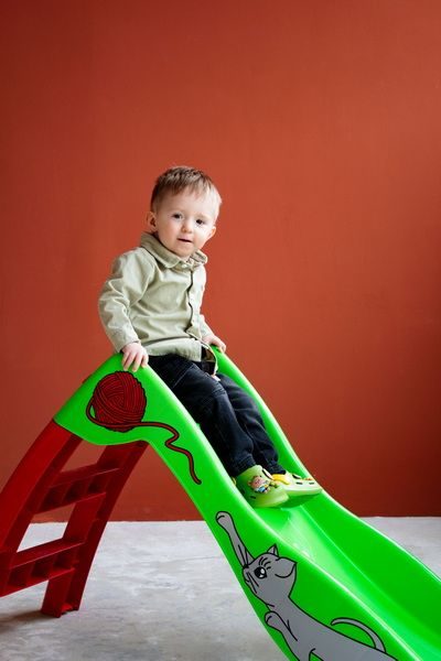 Фото Игровая горка Sheffilton KIDS Котенок с клубком зеленый / красный 5