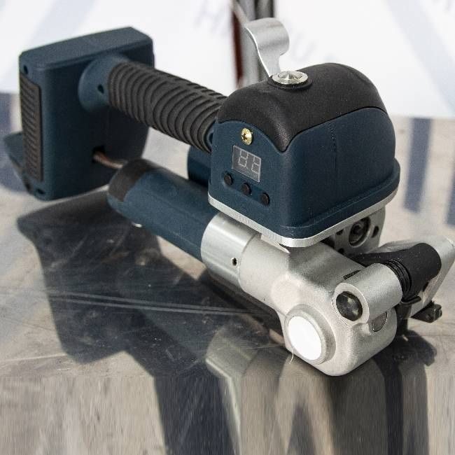 Фото Стреппинг машина Hualian Machinery KZ-19A 1