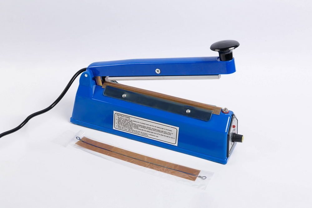 Фото Запайщик пакетов Hualian Machinery FS-200ABS LOW COST 5