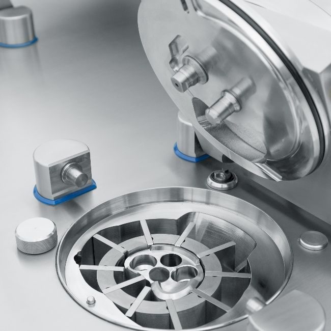Фото Вакуумный шприц Hualian Machinery GZY3600 с загрузчиком 2