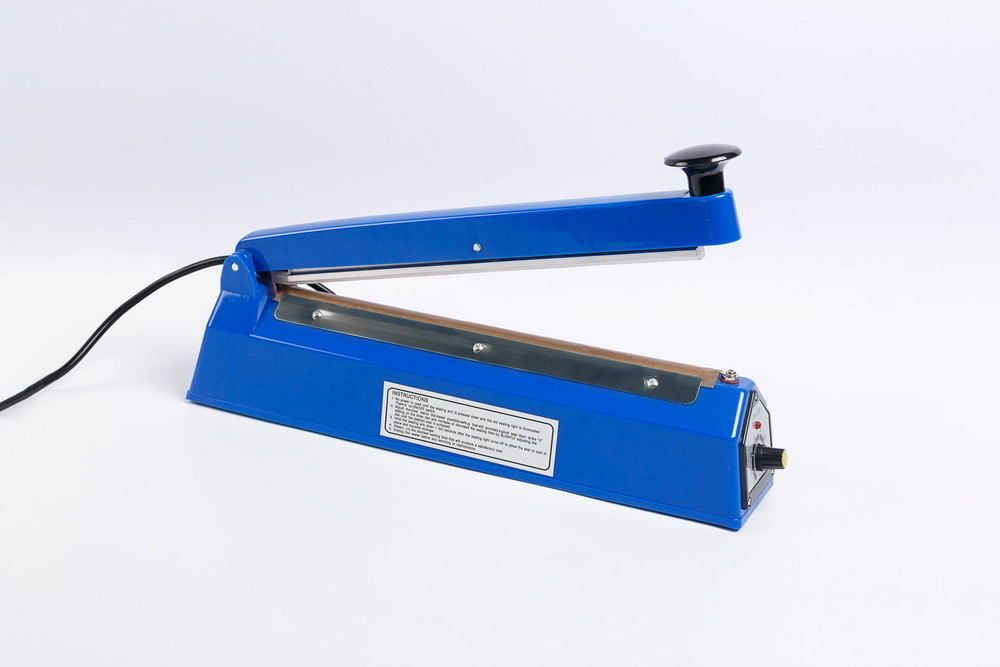 Фото Запайщик пакетов Hualian Machinery FS-300ABS LOW COST 1