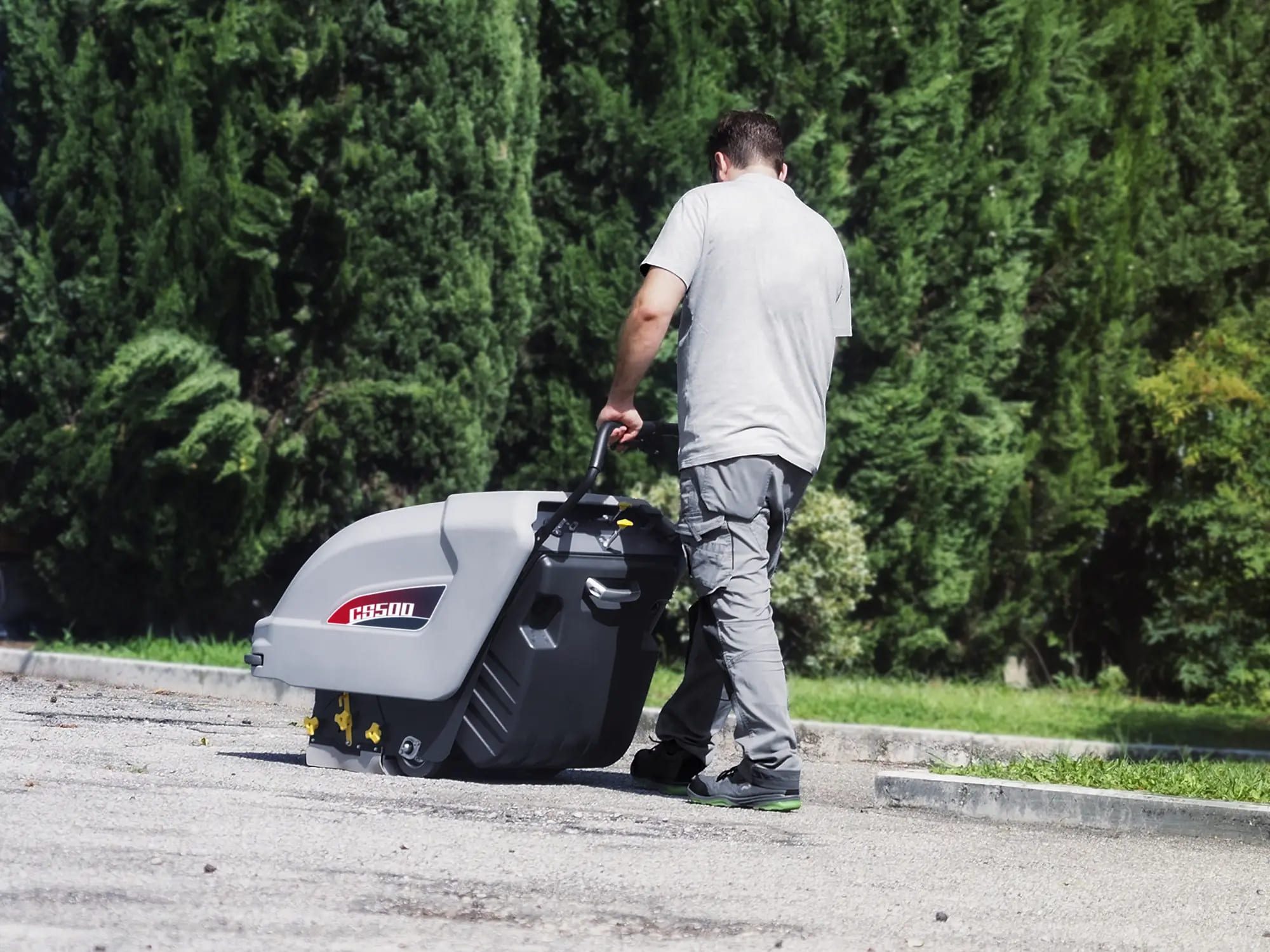 Фото Подметальная машина Comac CS 500 BT 1