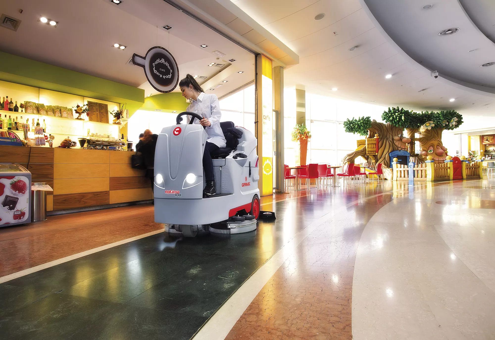 Фото Поломоечная машина Comac Optima 100 B 1