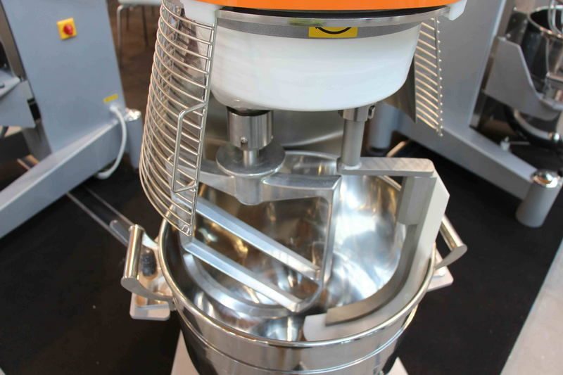 Фото Миксер планетарный напольный Starmix PL60N3F 2