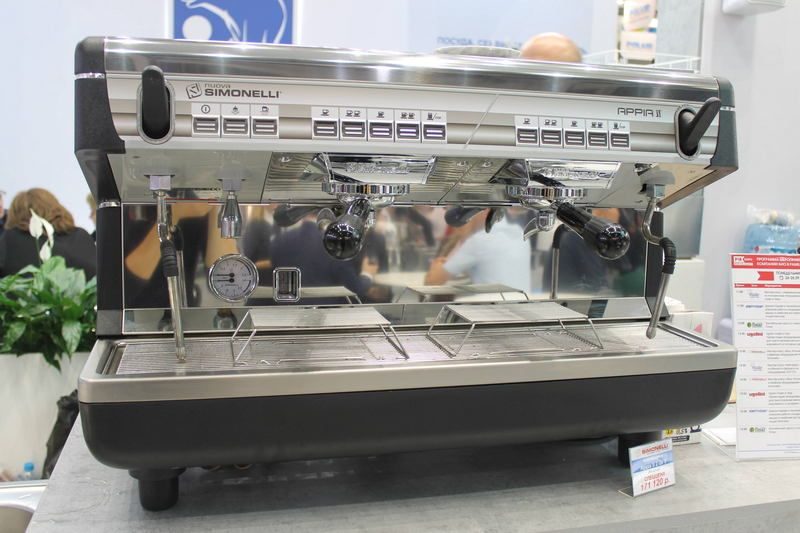 Фото Кофемашина рожковая Nuova Simonelli Appia II 2 Gr V высокая группа, экономайзер 1