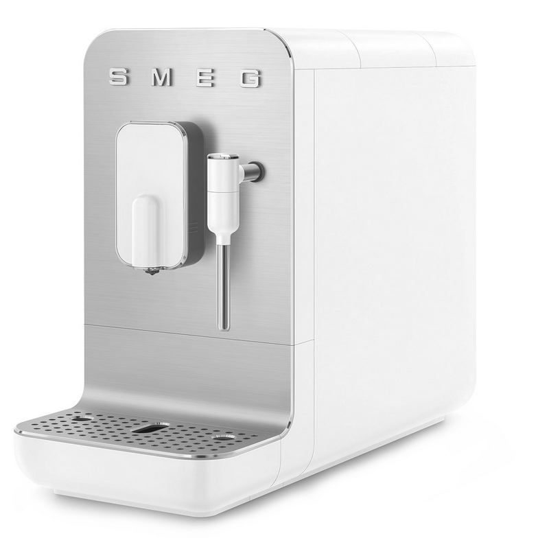 Кофемашина автоматическая SMEG BCC02WHMEU